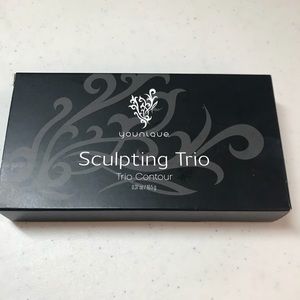 Younique Sculpting Trio- Light- New in Box